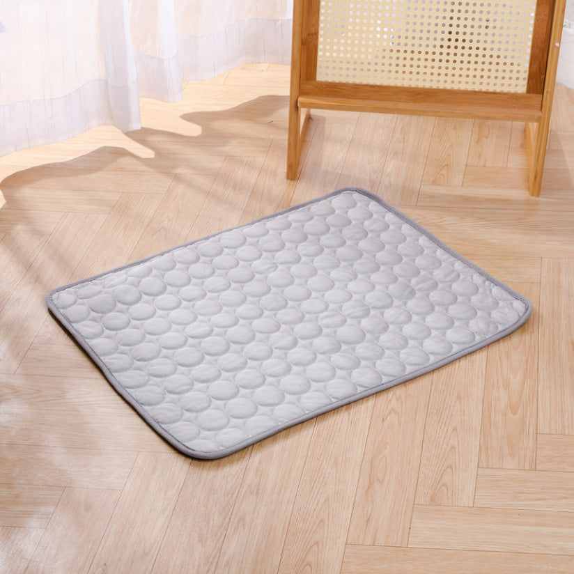 Self-Cooling Mat for Dogs and Cats, Thin Cooling Blanket Dog Summer Dog Mat Bed Cooling Blanket Non-Slip Cooling Pad Portable Washable Pet Cooling Mat for Home, Car, Travel